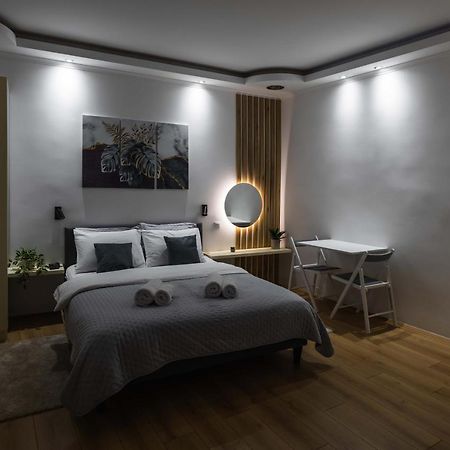 Old Town Rooms Нови-Сад Экстерьер фото